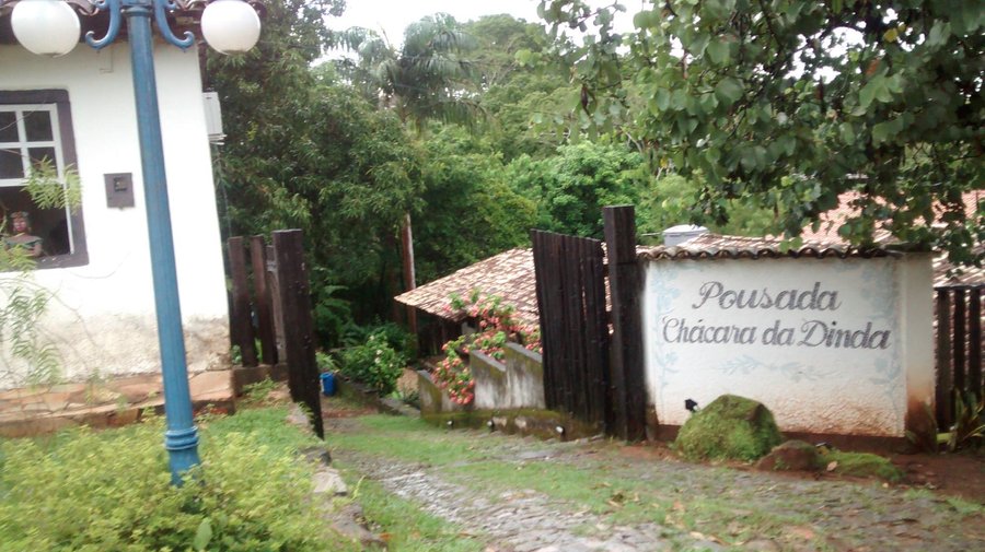 Entrada da Pousada Chácara da Dinda