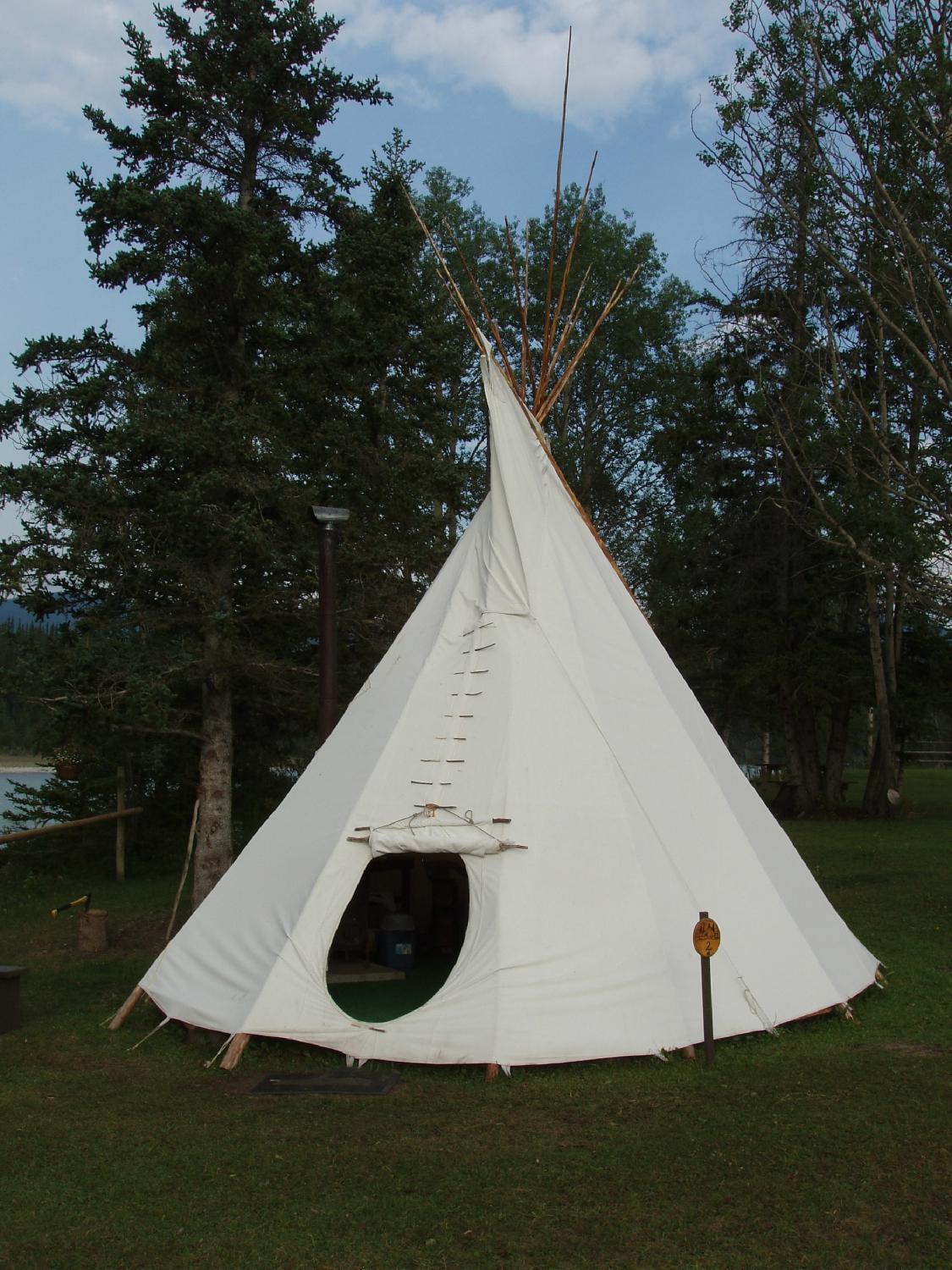 Hotel photo 4 of Old Entrance B 'n B Cabins & Teepees.