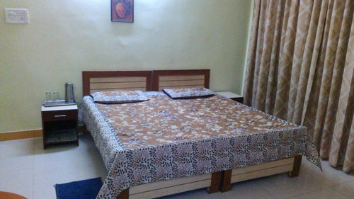 HOTEL KANISHKA - Prices & Reviews (Kanpur, India)