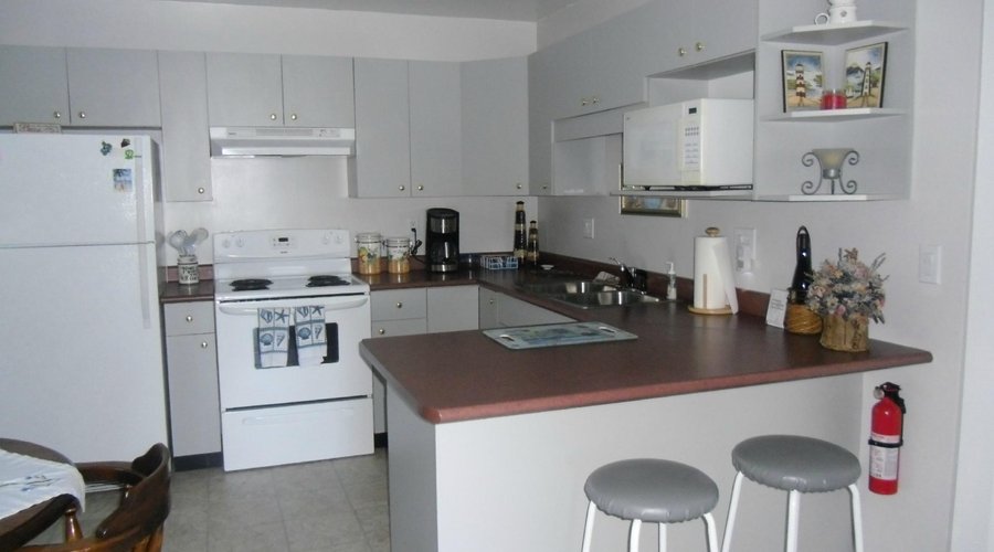 Oceanside Suite - Kitchen