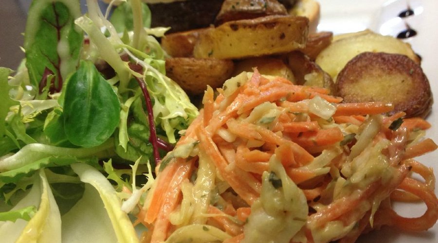 Burger beaufort,coleslaw03/01/14