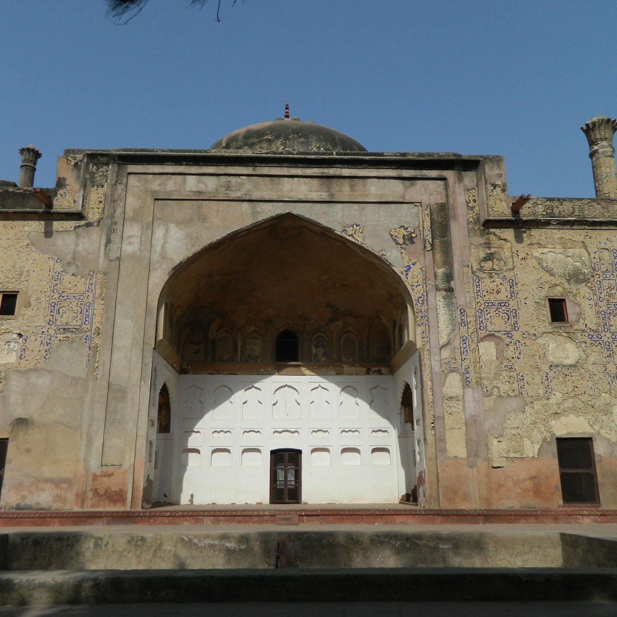 Chini Ka Rauza Mausoleum, Agra - Tripadvisor