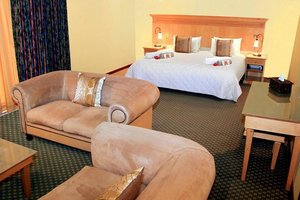 Room & Suite