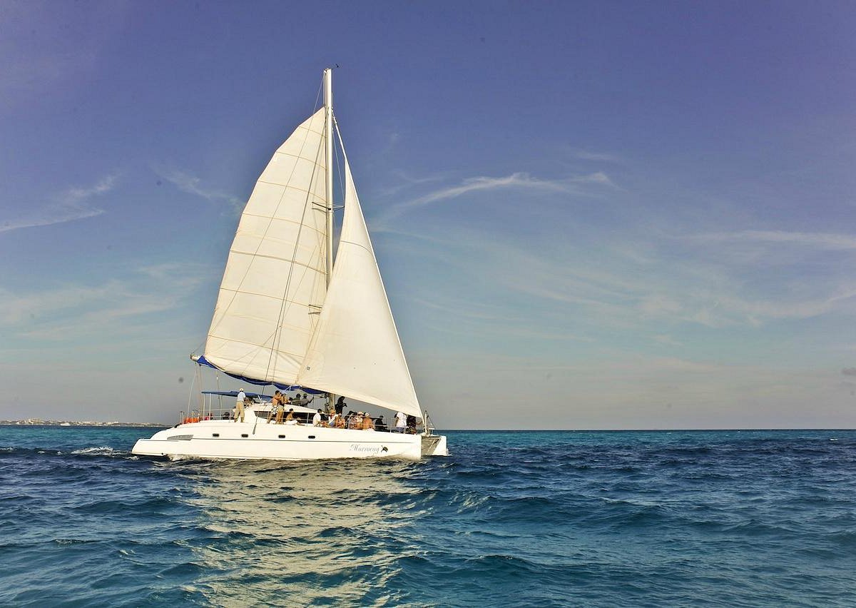 catamaran caribbean sailing cancun