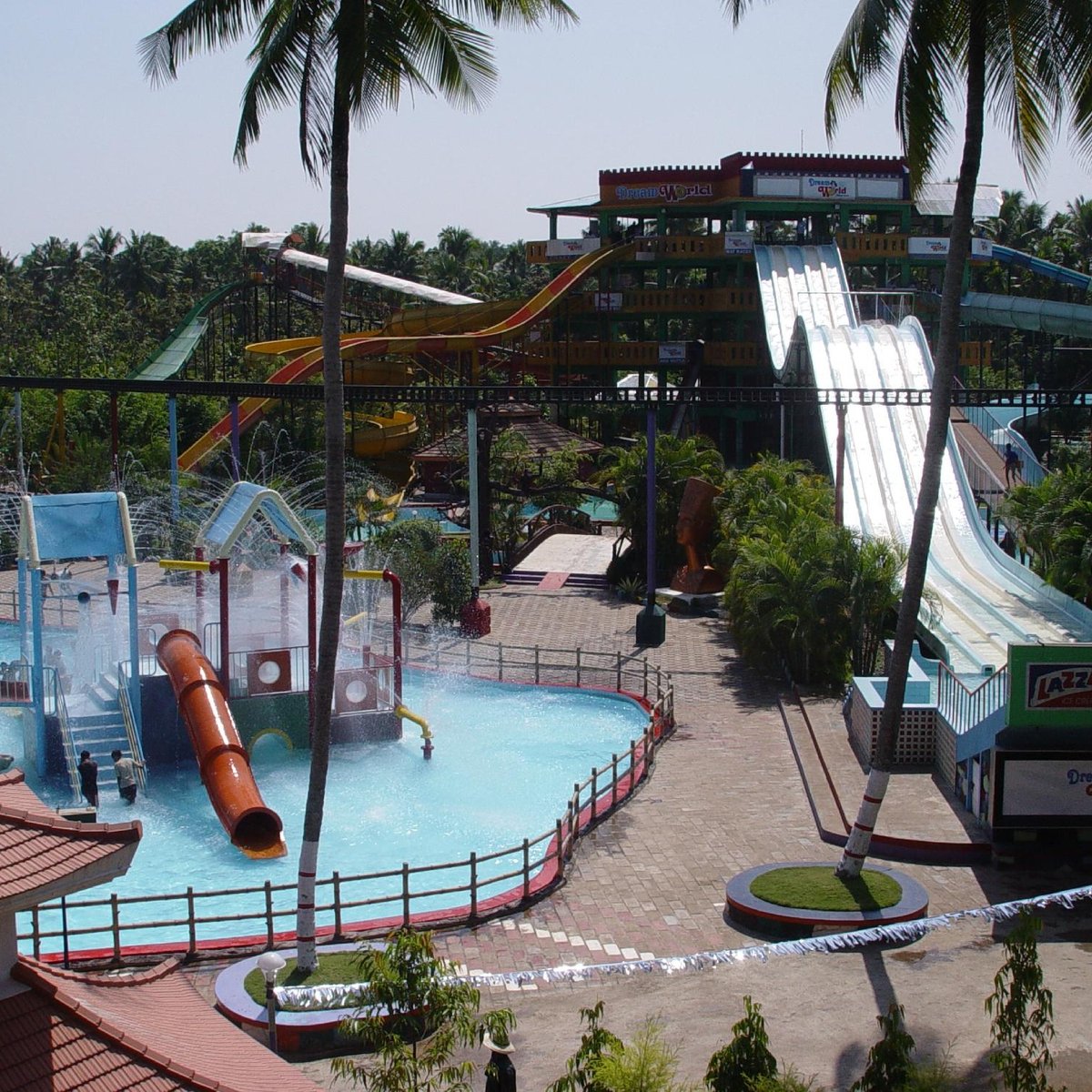 Dream World Amusement Park, Lucknow (2023) - Images, Timings