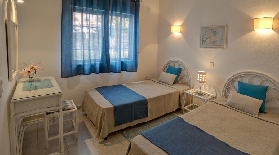 Twin bedroom standard apartment