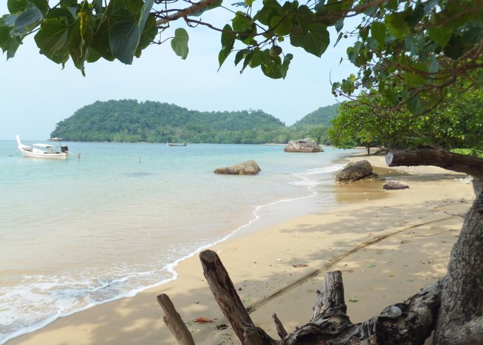 luboa beach view to the north
