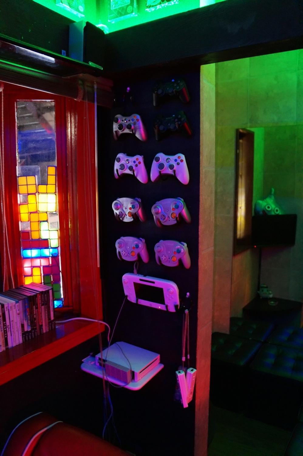 PC and Retro Bar Space Station, Chuo: лучшие советы перед посещением -  Tripadvisor