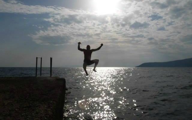 2 min walk from our room, evening dip!