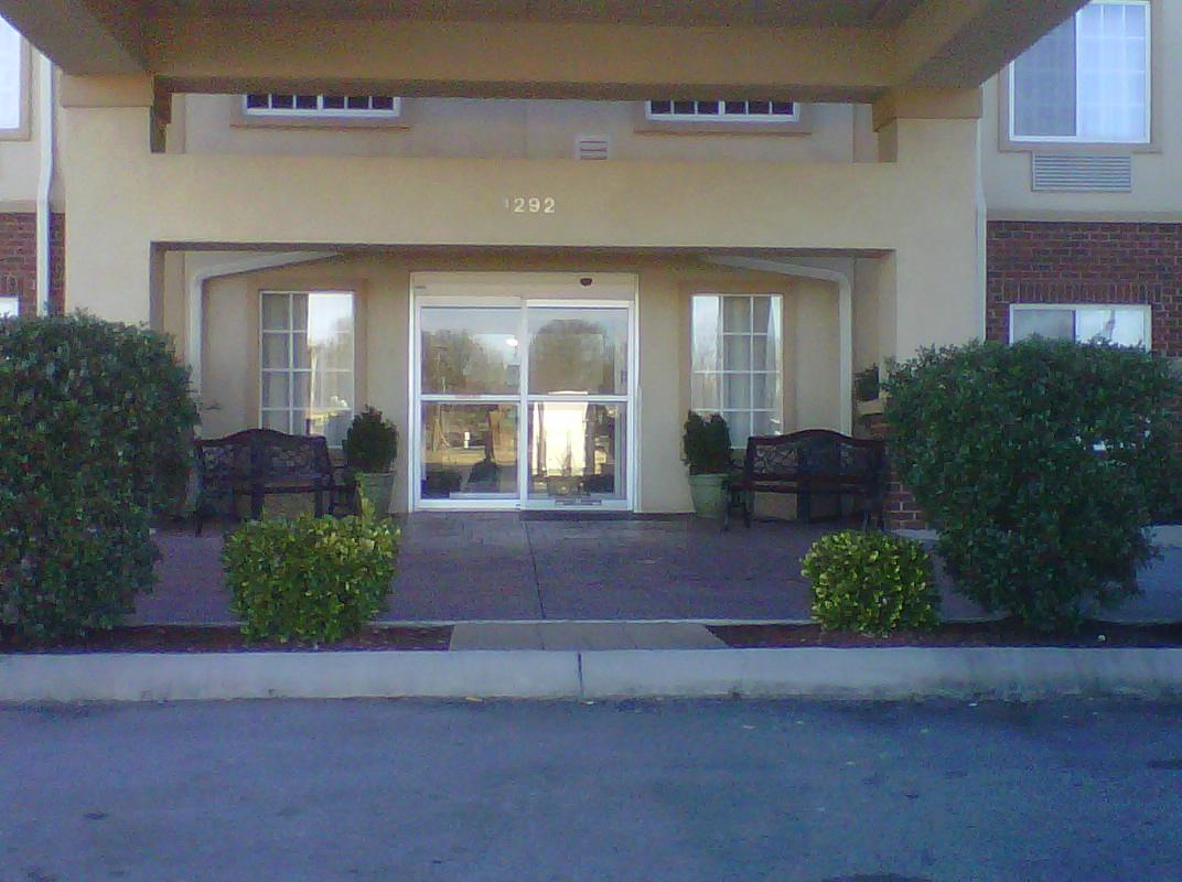 Hotel photo 10 of Best Western Windsor Inn & Suites.