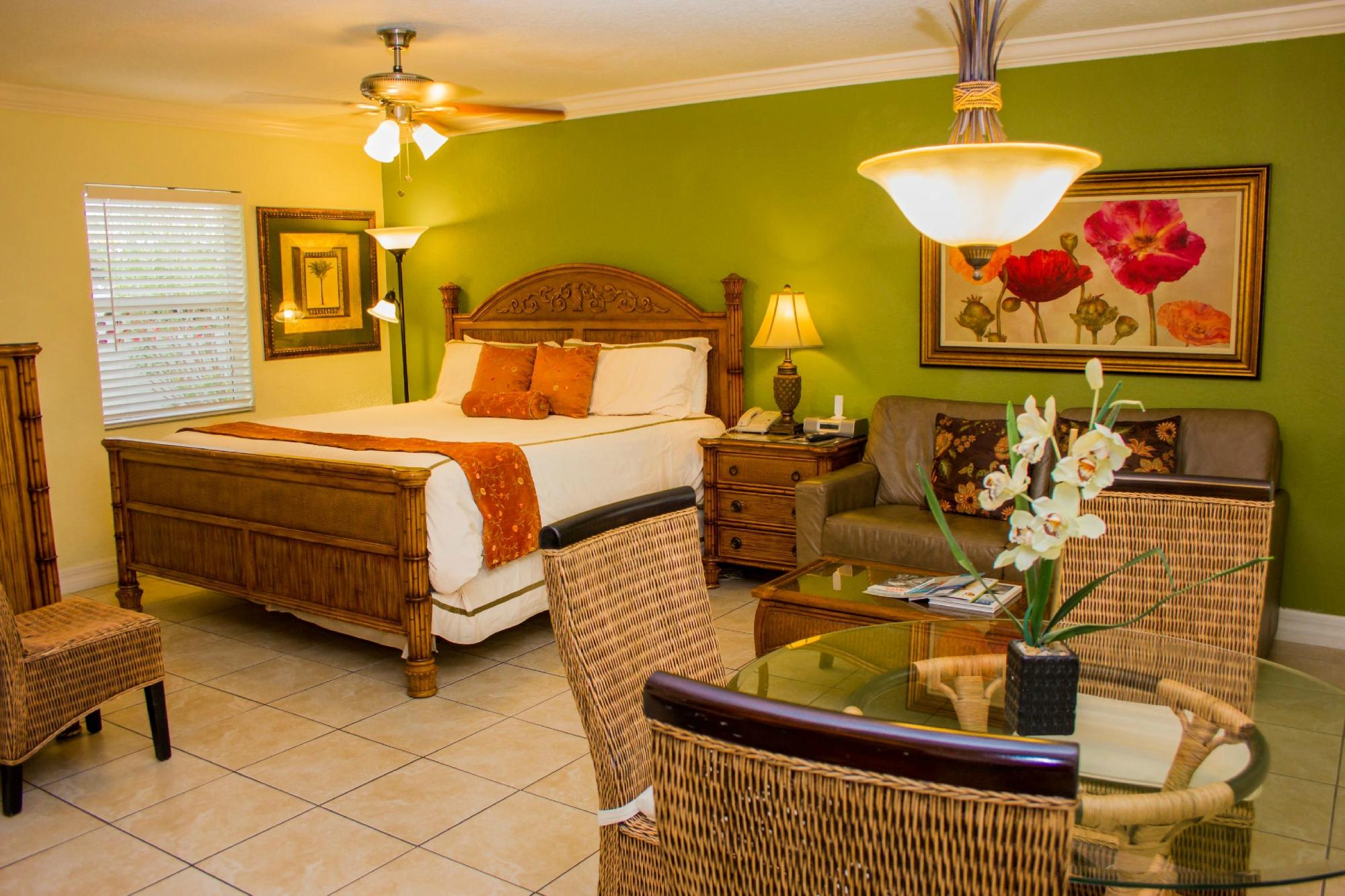 Hotel photo 15 of Tropical Beach Resorts - Sarasota.