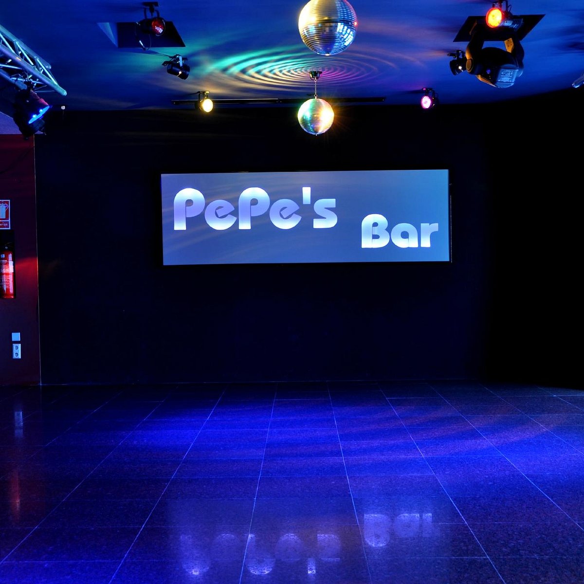 Pepes Bar Benidorm 2022 Alles wat u moet weten VOORDAT je gaat