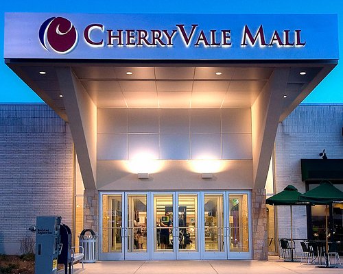biggest mall in illinois