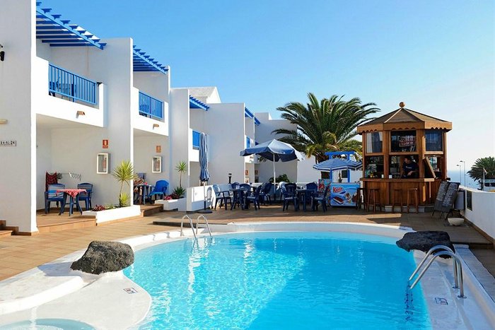 APARTAMENTOS ISLA DE LOBOS $80 ($̶1̶1̶1̶) - Updated 2023 Prices & Hotel  Reviews - Puerto Del Carmen, Spain