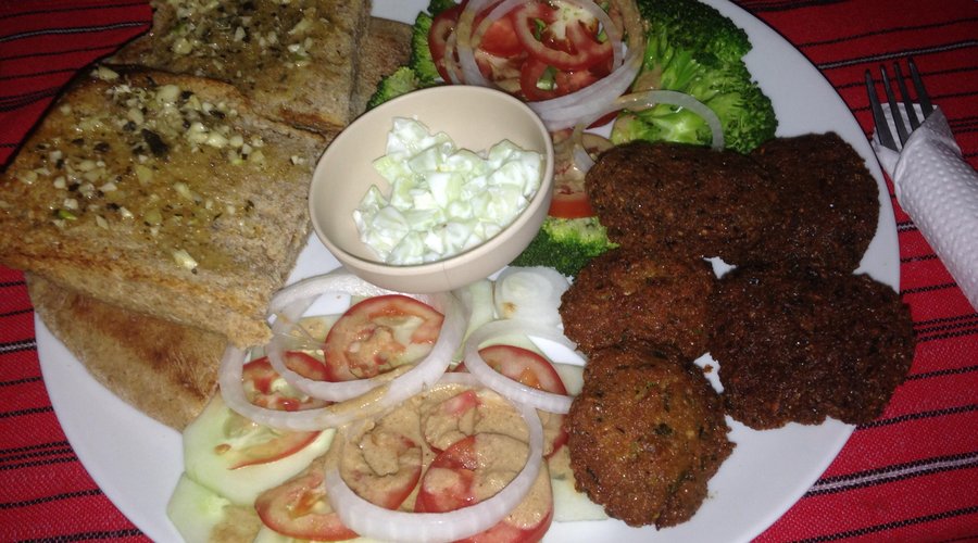 Falafel plate