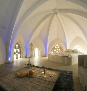 Suite room