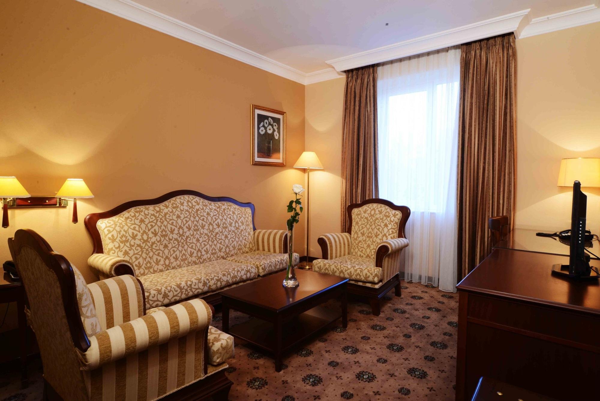 Lotte City Hotel Tashkent Palace by null