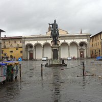Piazza Santissima Annunziata: 1