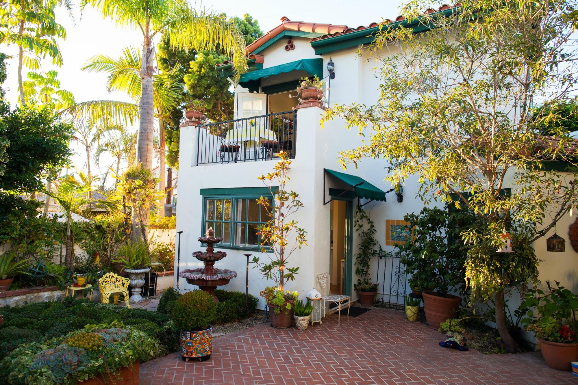 GARDEN COTTAGE AT THE GREEN B&B - Prices & Reviews (San Clemente, CA)