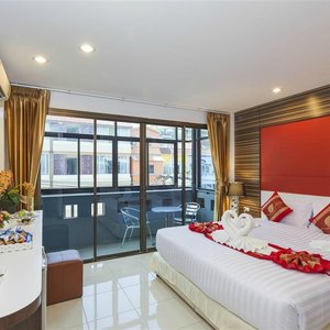 Deluxe King Room