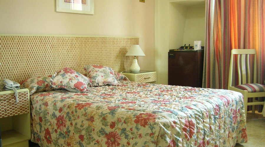 HABITACION MATRIMONIAL