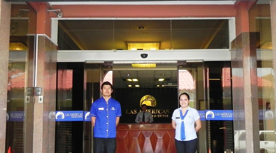 FACHADA DEL HOTEL