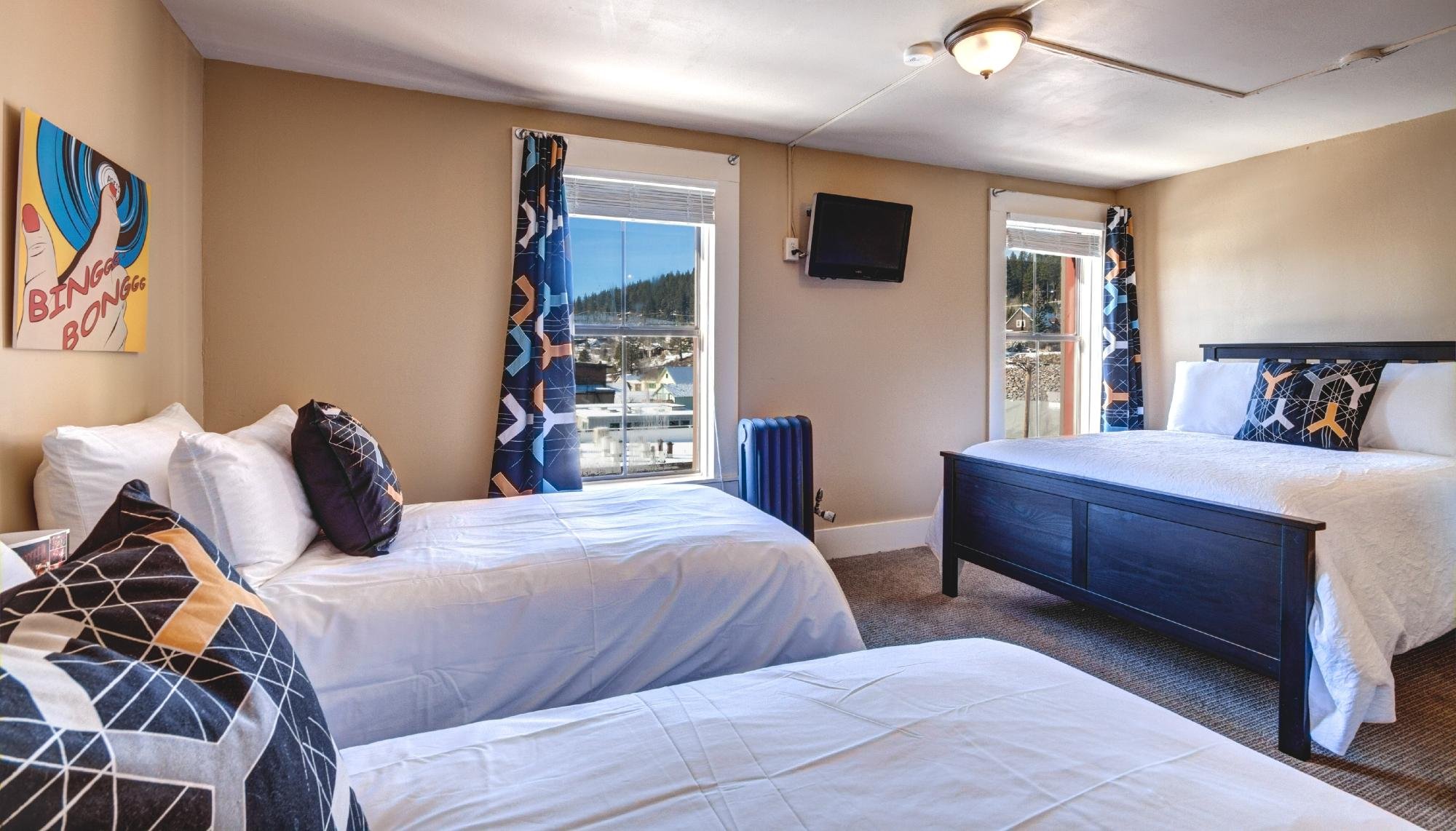 The Truckee Hotel by null