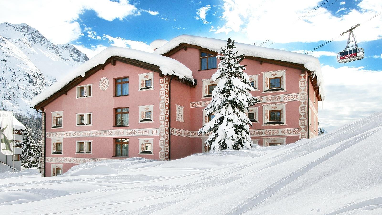 Hotel Cervus St. Moritz by null