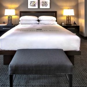 Lord Baltimore Hotel, hotel in Baltimore