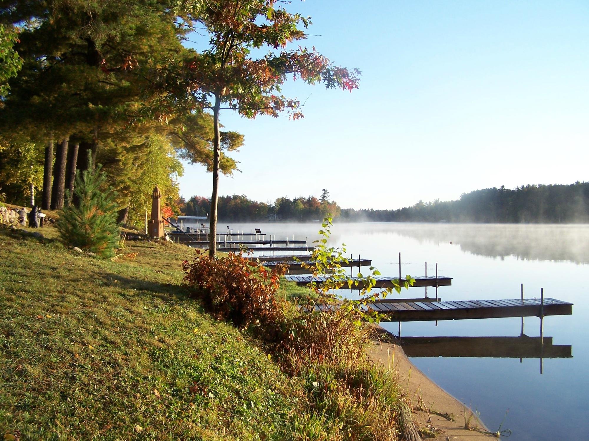 WHISPERING PINE LODGE (Saint Germain) - отзывы, фото и сравнение цен ...