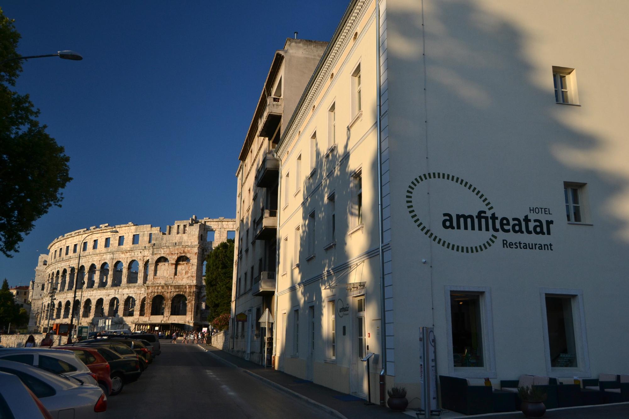 Hotel photo 1 of Amfiteatar Hotel.