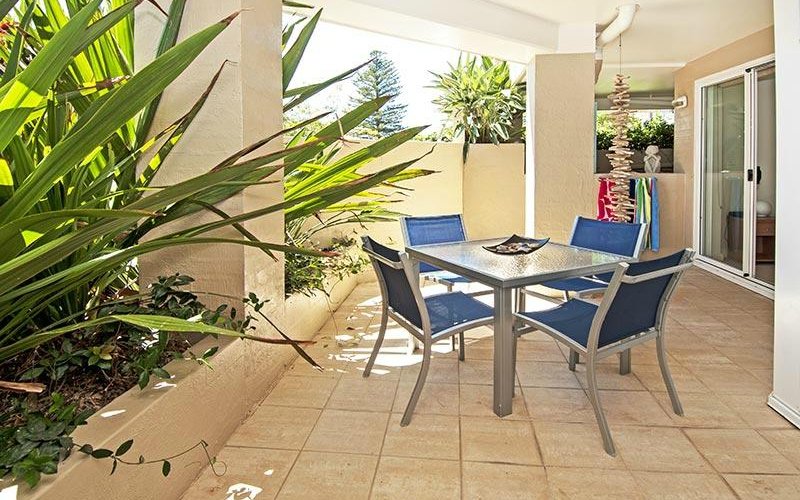 outside dinning