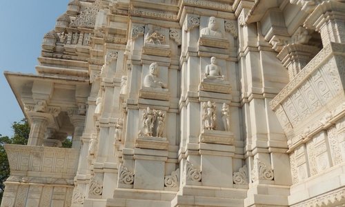 A side wall of the temple exterior showing important carvings