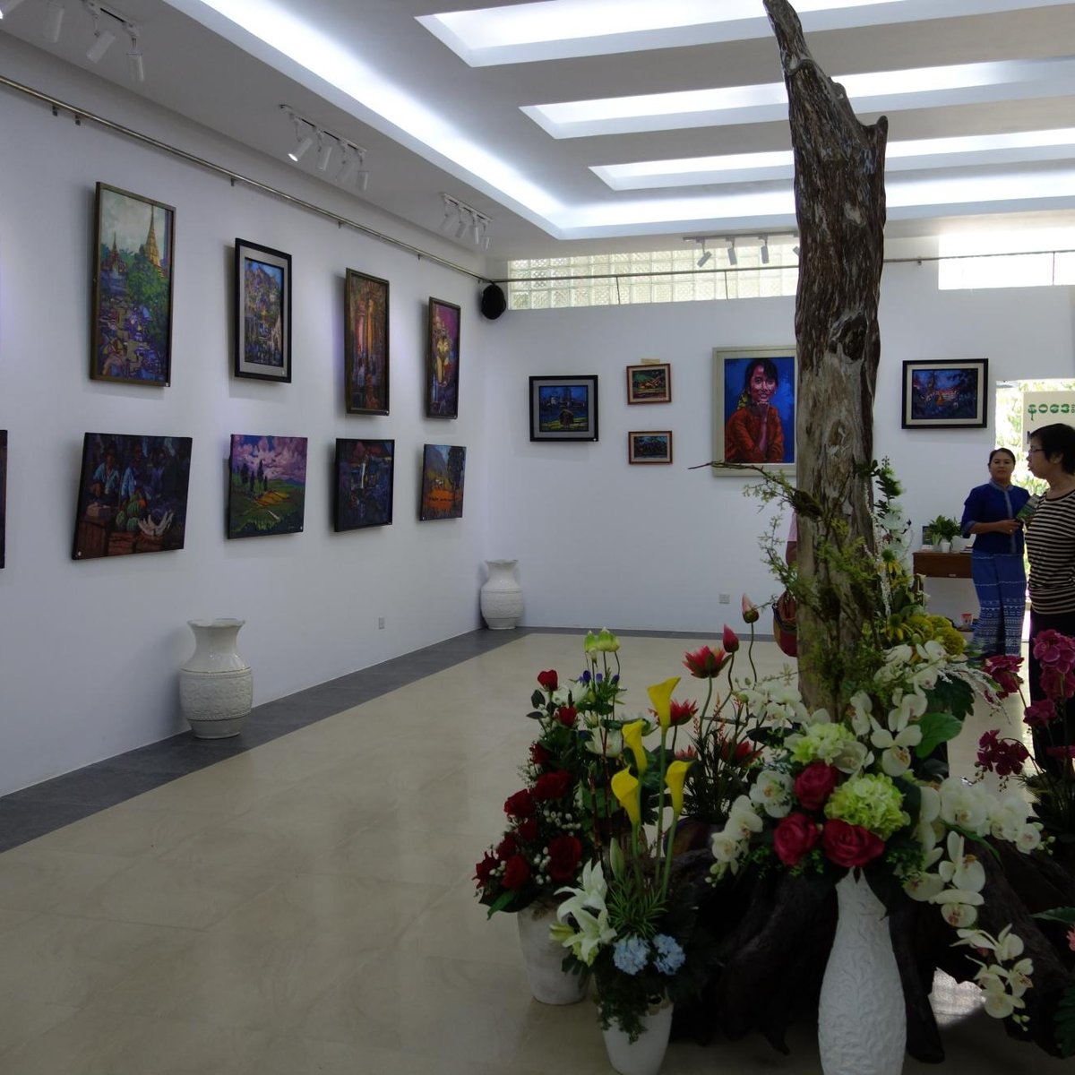 Nawaday Tharlar Gallery (Yangon (Rangoon)): All You Need to Know