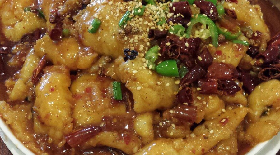 Spicy fish (flounder) with bean sprouts
