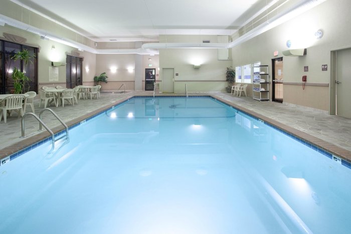 Hampton Inn Bowling Green Pool Pictures & Reviews - Tripadvisor