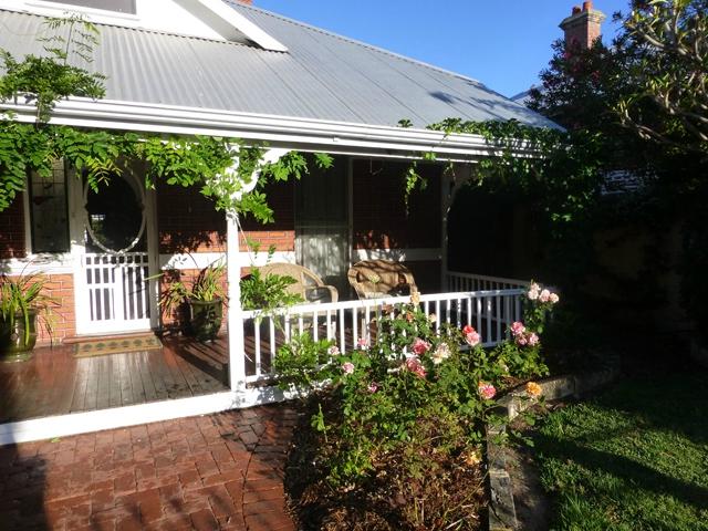 LAKESIDE B & B (AU$149): 2023 Prices & Reviews (West Leederville ...