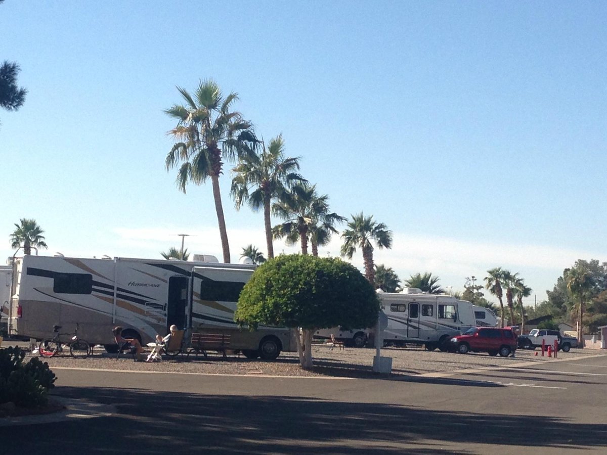 Escape to Paradise: Arizona Desert Shadows RV Resort - Your Oasis in the Sun