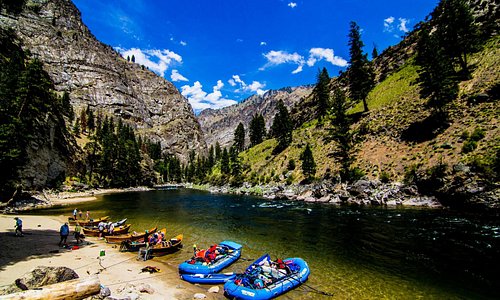 Beauty of the Middle Fork Salmon River Idaho - Helfrich River Outfitters