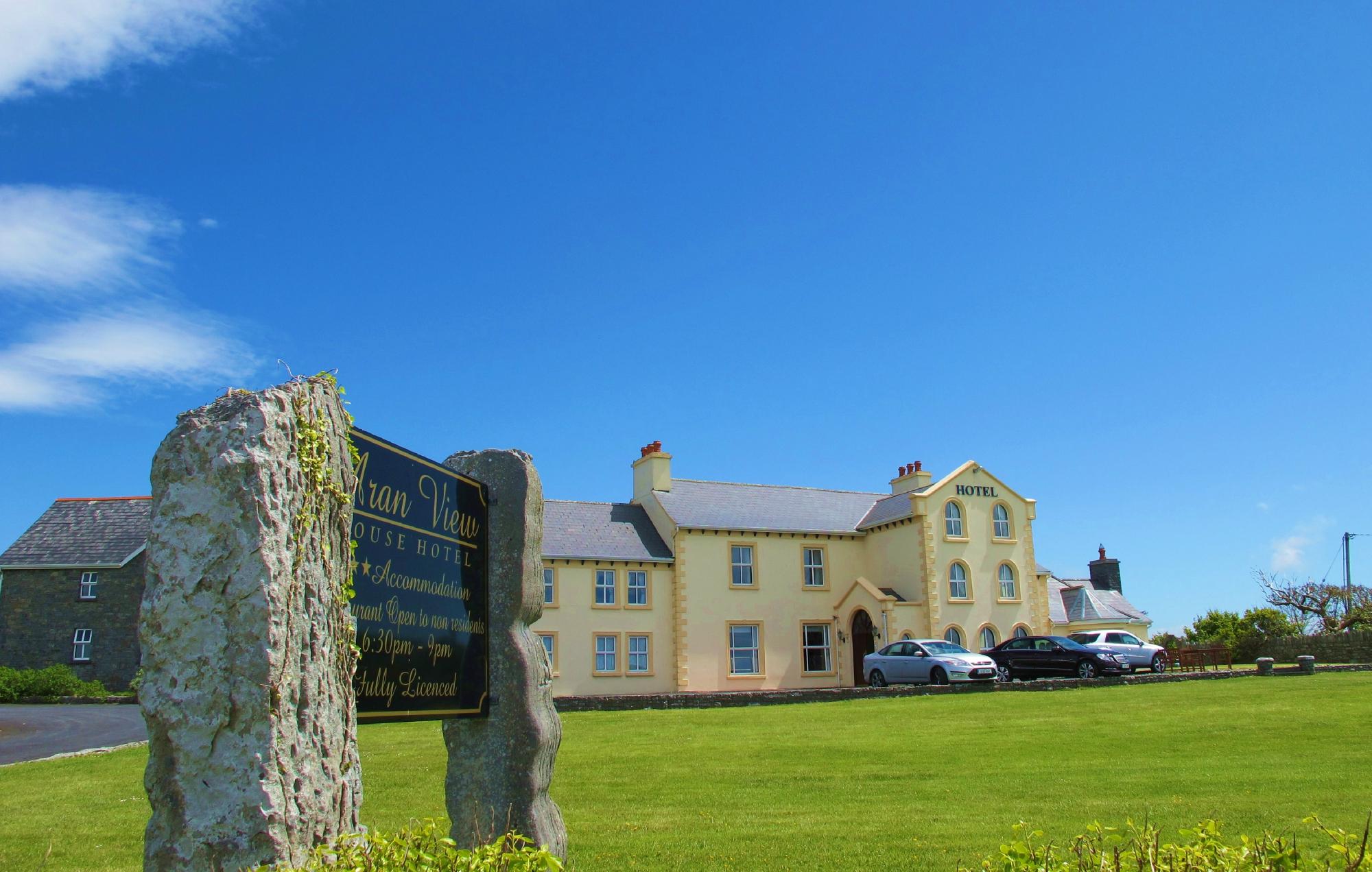Hotel photo 11 of Aran View Country House.