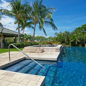 Wai'ula'ula pool