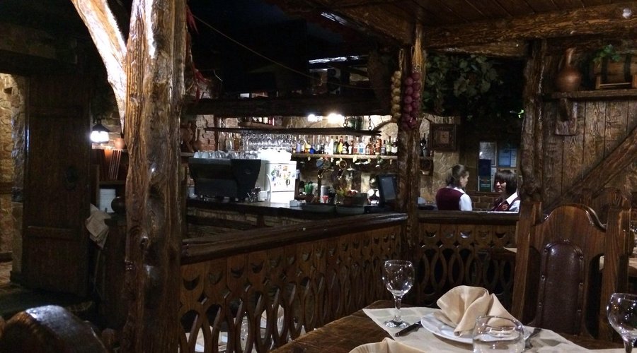 Bar
