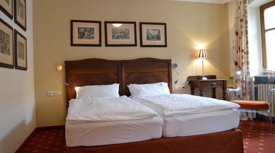 GASTHOF ZUM STORCH - Prices & Inn Reviews (Prichsenstadt, Germany) GASTHOF ZUM STORCH - Prices &  Inn Reviews (Prichsenstadt... 