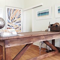 Ashleigh Manley Art Gallery & Homewares