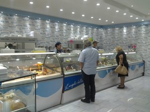 Interni