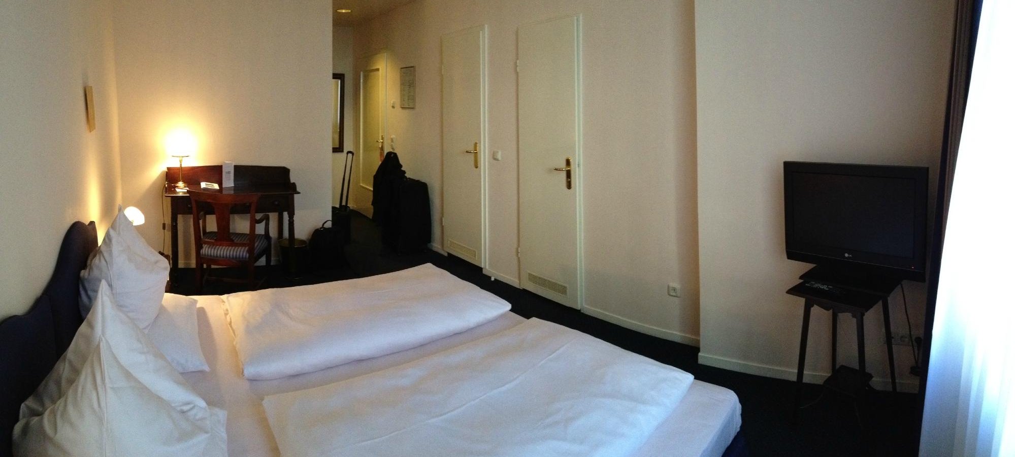 Hotel Olympic by null