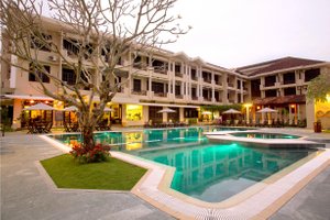 Hoi An Historic Hotel in Hoi An, image may contain: Hotel, Resort, Pool, Villa
