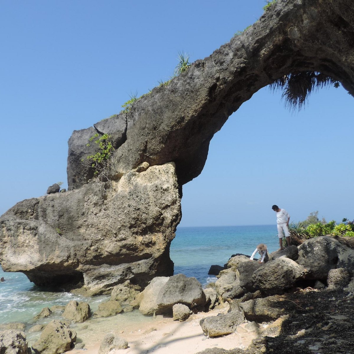 Нилу лучшая. Neil Island, India foto. Natural Bridge at Neil Island.