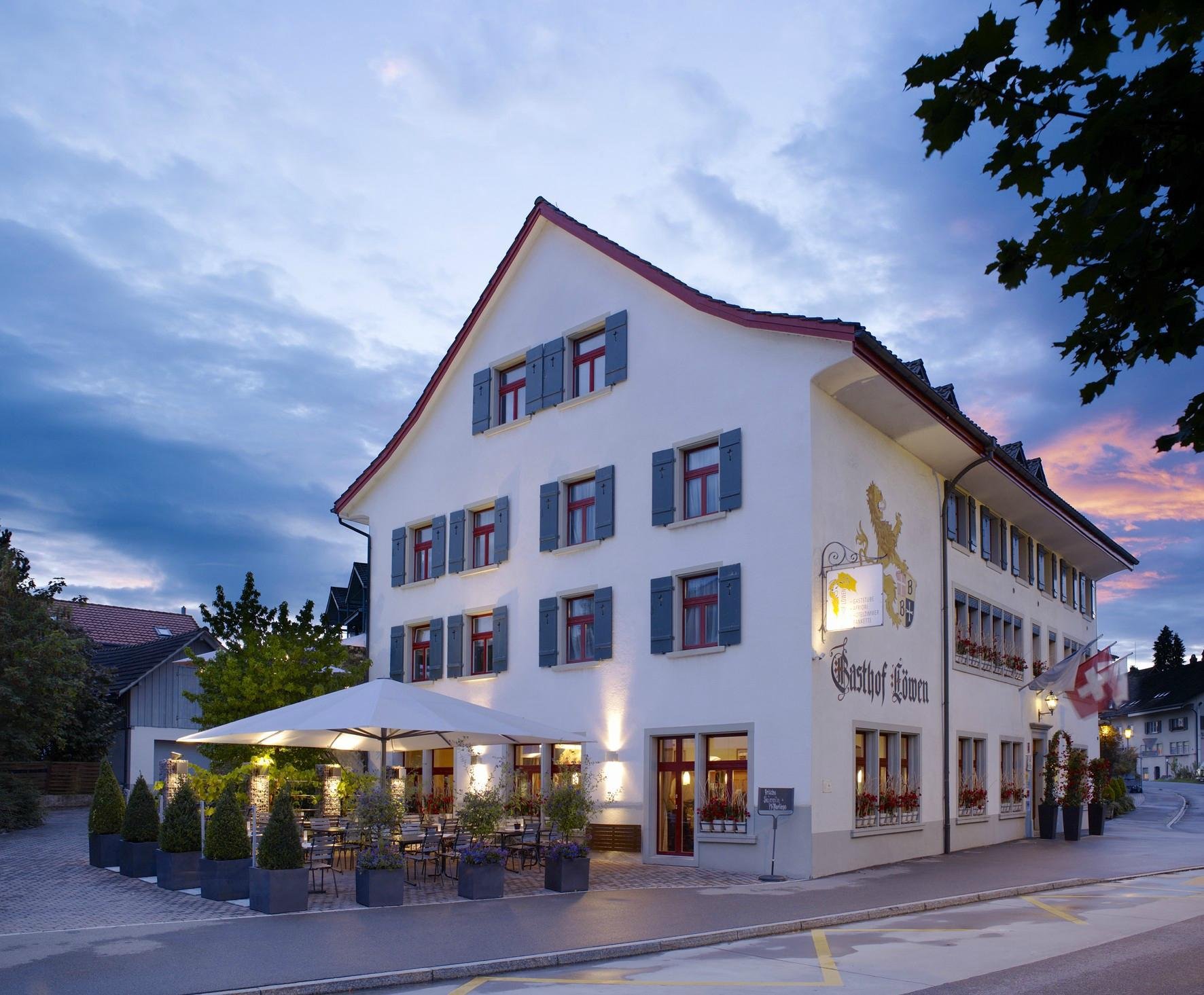 GASTHOF LOEWEN - Prices & Hotel Reviews (Bubikon, Switzerland ...