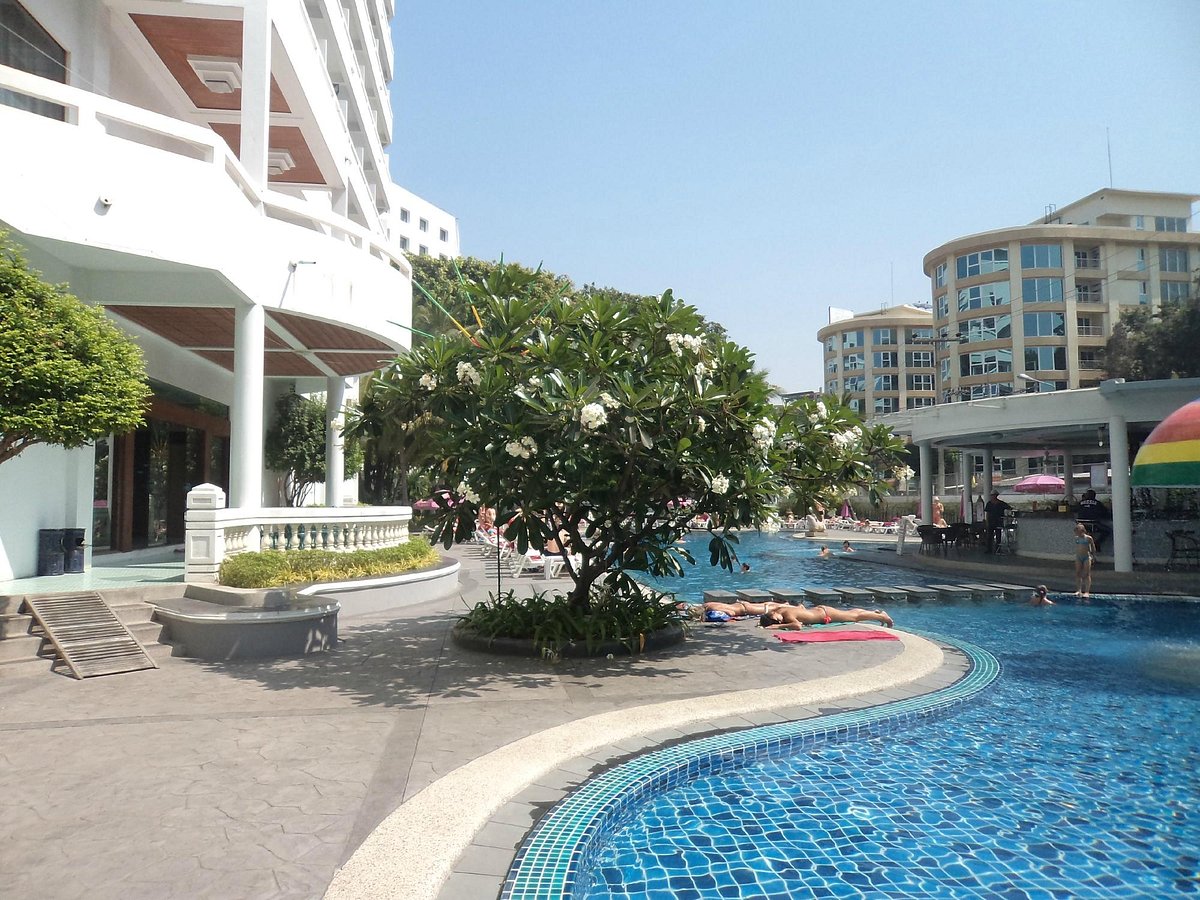 Welcome Plaza Hotel, hotell i Pattaya